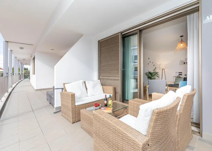 Pepita-tavira Centre, Pool & Garage 아파트 타비라