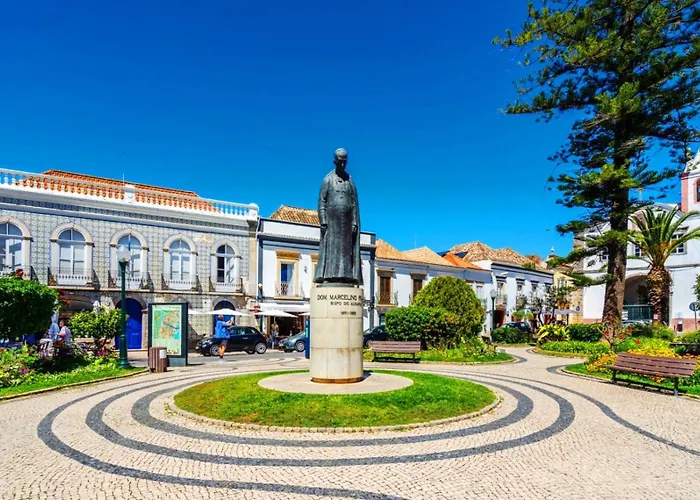 아파트 Pepita-tavira Centre, Pool & Garage