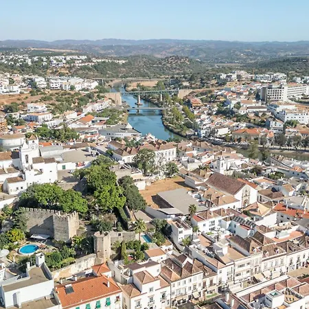Pepita-tavira Centre, Pool & Garage Apartamento