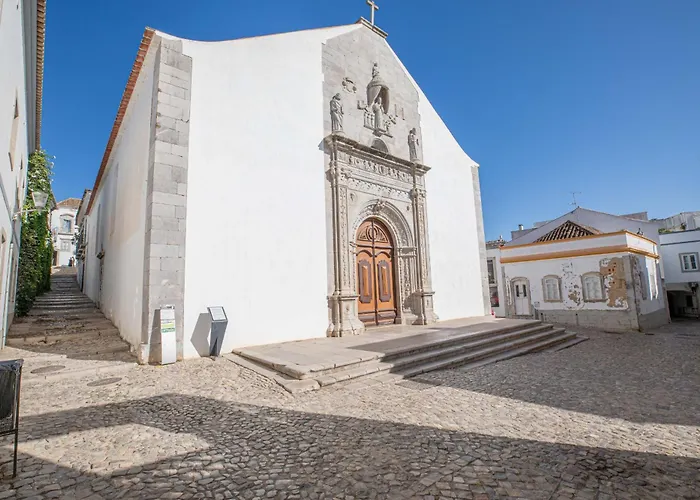 Apartament Pepita-tavira Centre, Pool & Garage *